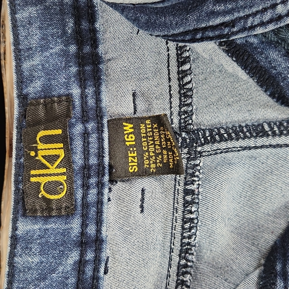 Dkin, Women's blue denim jeans, clear stones, silver embroidery on back pockets. - Picture 5 of 12